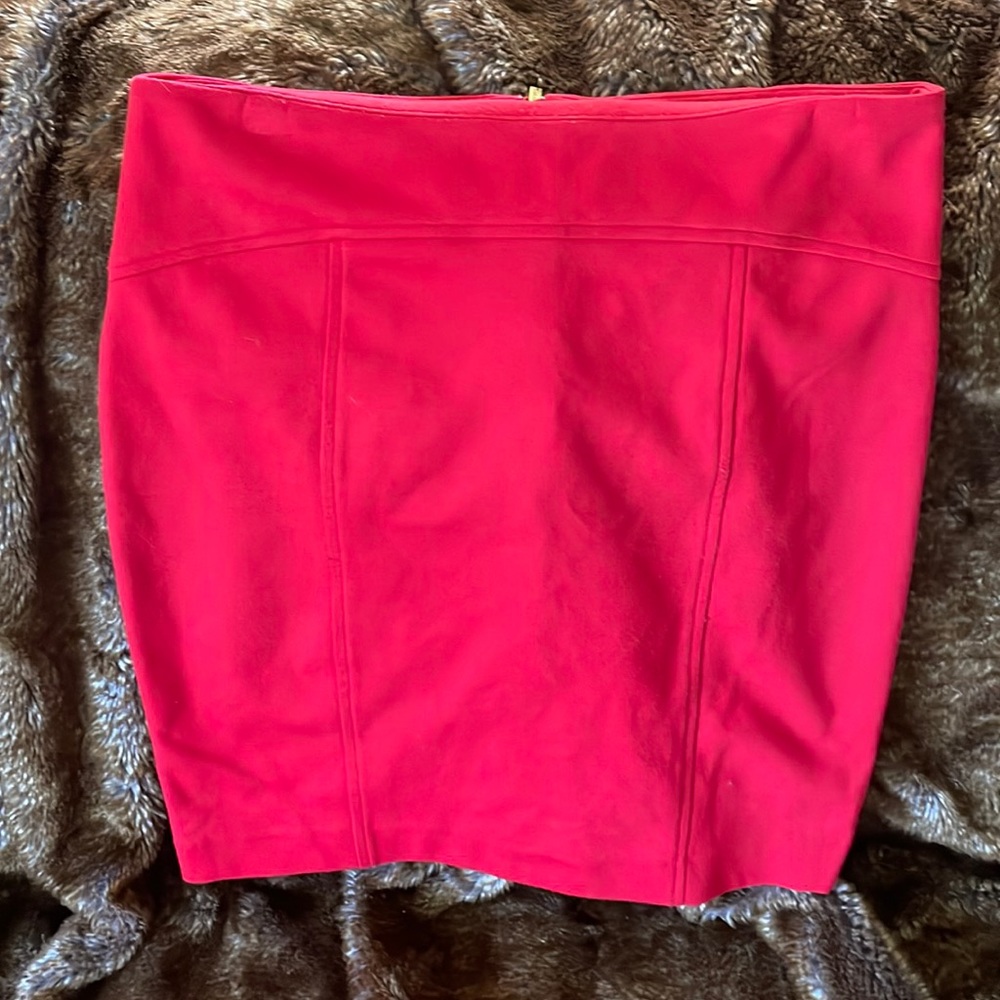 Red size 6 Michael Kors skirt